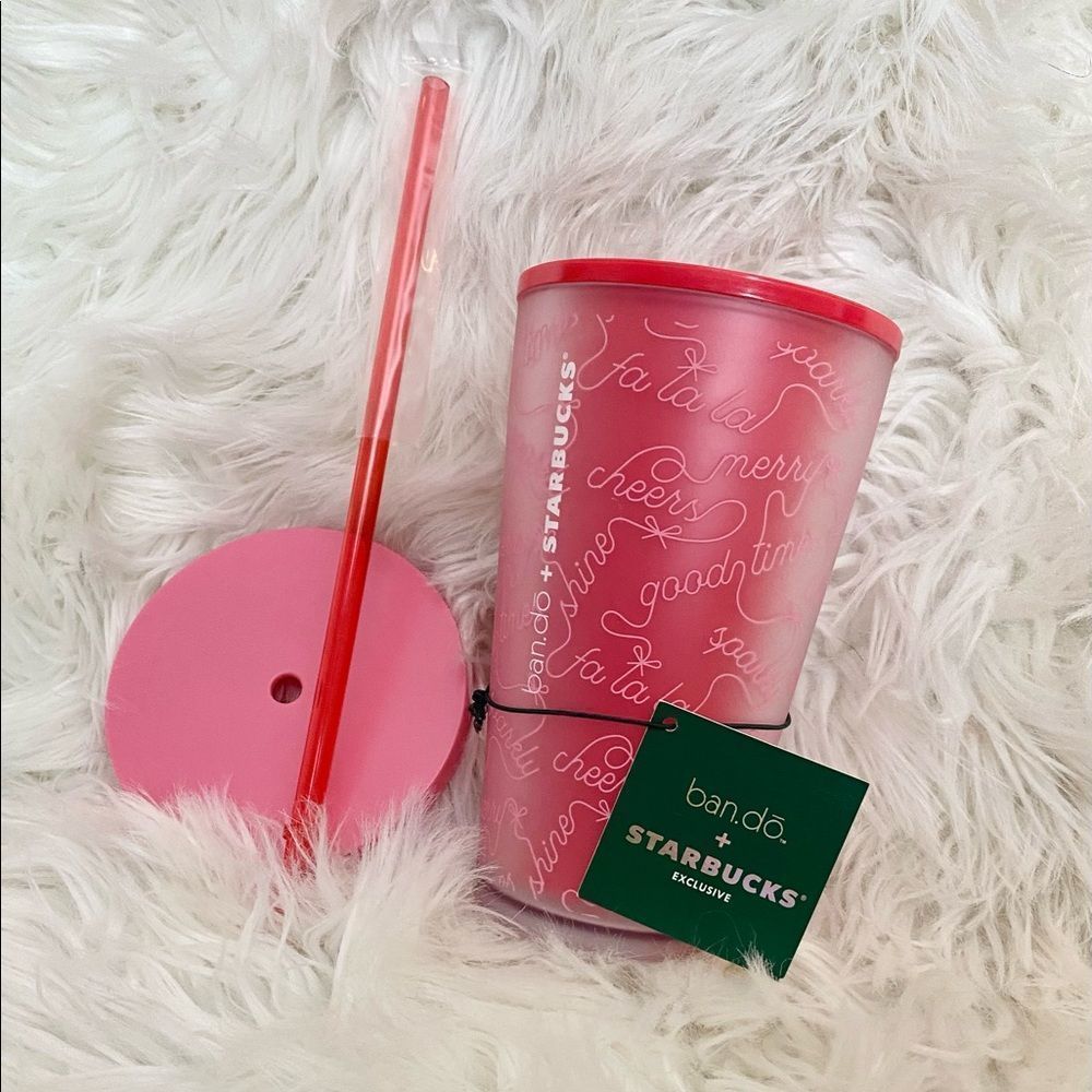 NWT Limited edition Starbucks 2018 HOLIDAY Tumbler